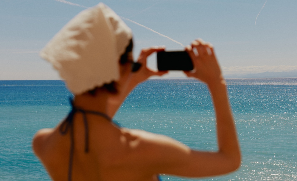10 Holiday Trips Worth Your PTO, Based on Your OOO Vibe