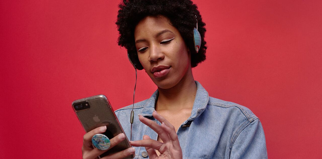 These 9 Podcasts Make Adulting That Little Bit Easier | Girlboss