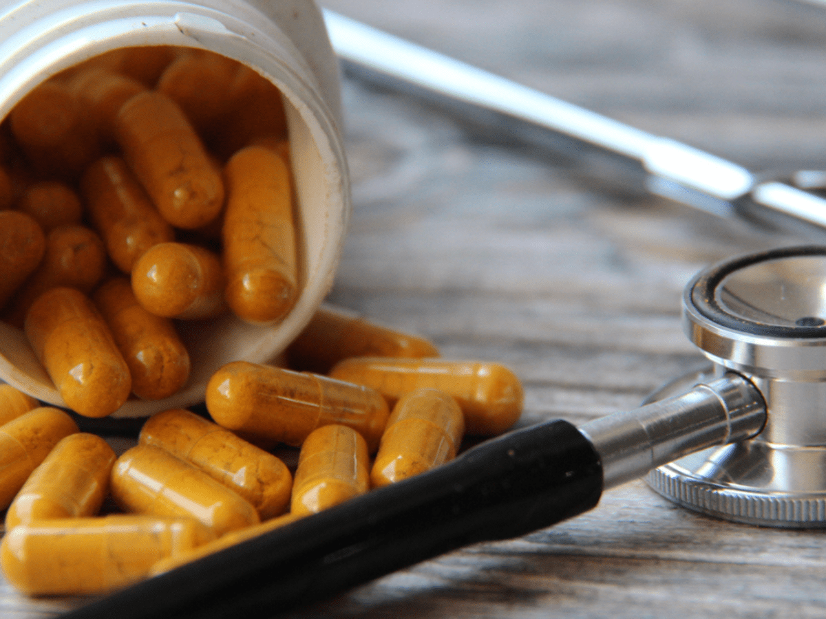 Best Saffron Supplement for Enhanced Mood and Health Girlboss