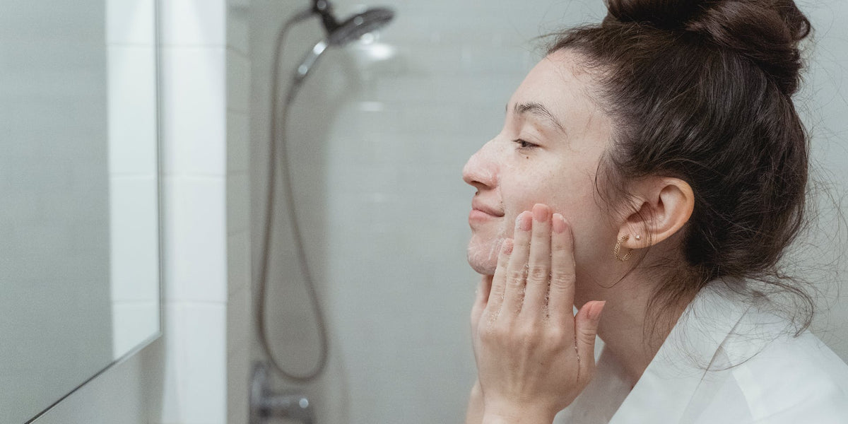 Top 5 Best Cleansers for Rosacea Girlboss