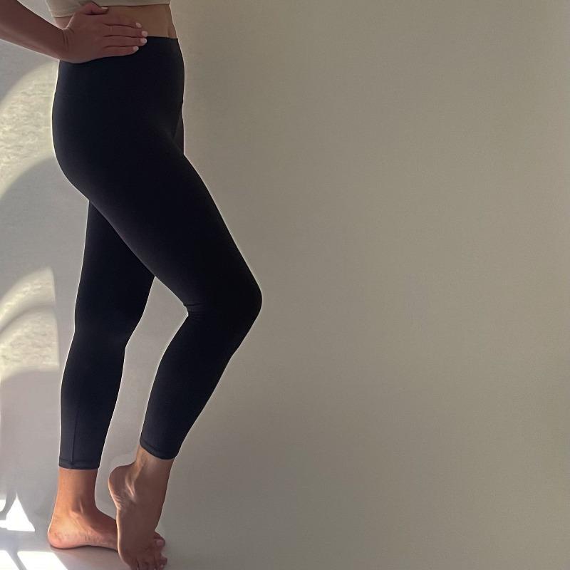 Smooth Duo Legging with Build-in Underwear 21" - Girlboss